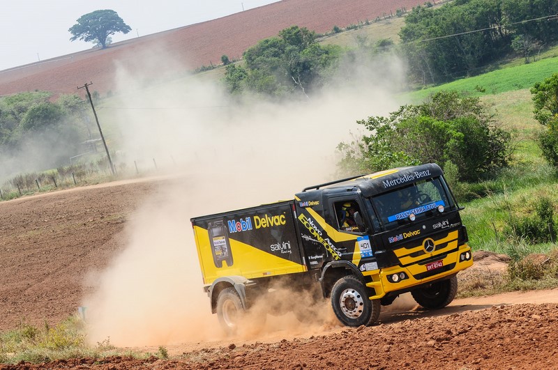 serraazul-sabado-salvini